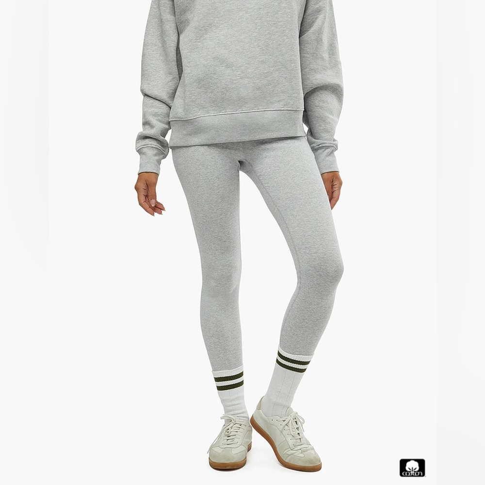 WeWoreWhat High Rise Solid Activewear Legging in Solid Heather Grey